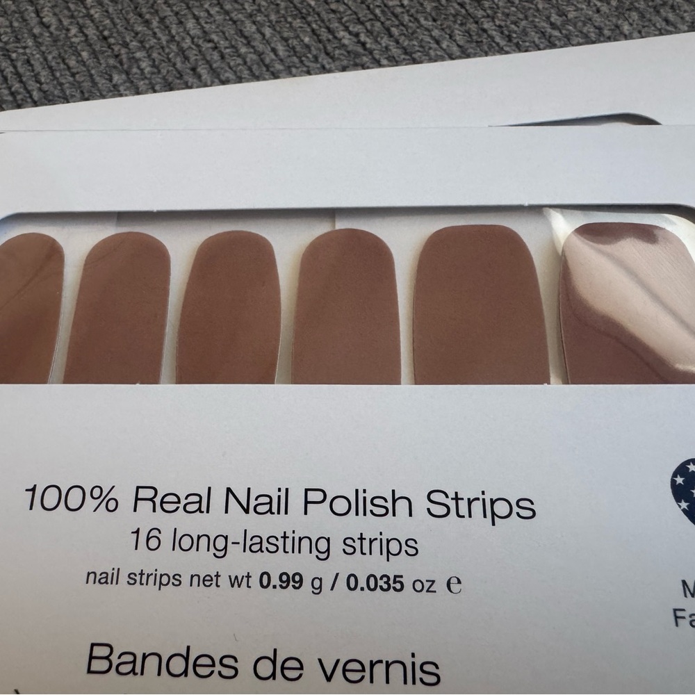 Color Street Nail Polish Strips - Amazing Greige, Macaron, Beijing Beauty - Picture 4 of 5
